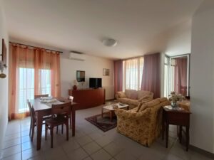 IMG20230824101846-300x225 APPARTAMENTO RESIDENZIALE CENTRALISSIMO