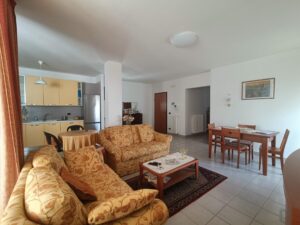 IMG20230824102046-300x225 APPARTAMENTO RESIDENZIALE CENTRALISSIMO