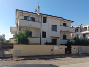 IMG20241023124326bis-300x227 INTERO STABILE - Marina di Ginosa - Via Forlì n. 31